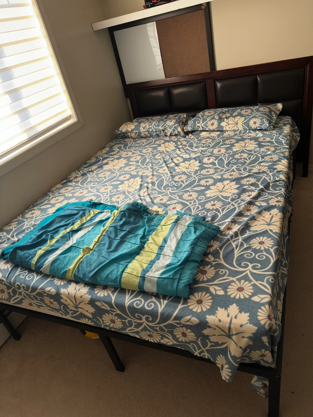 Queen Size Bed Frame with Headboard and Mattress - photo 2