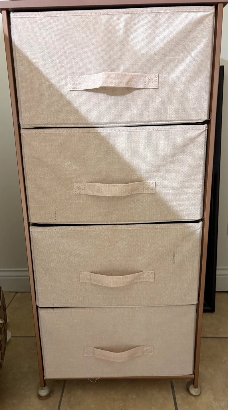 ⚽️ 4-Drawer Fabric Dresser