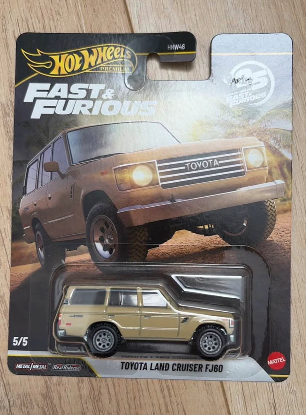 Hot Wheels Premium Fast & Furious Toyota Land Cruiser FJ60