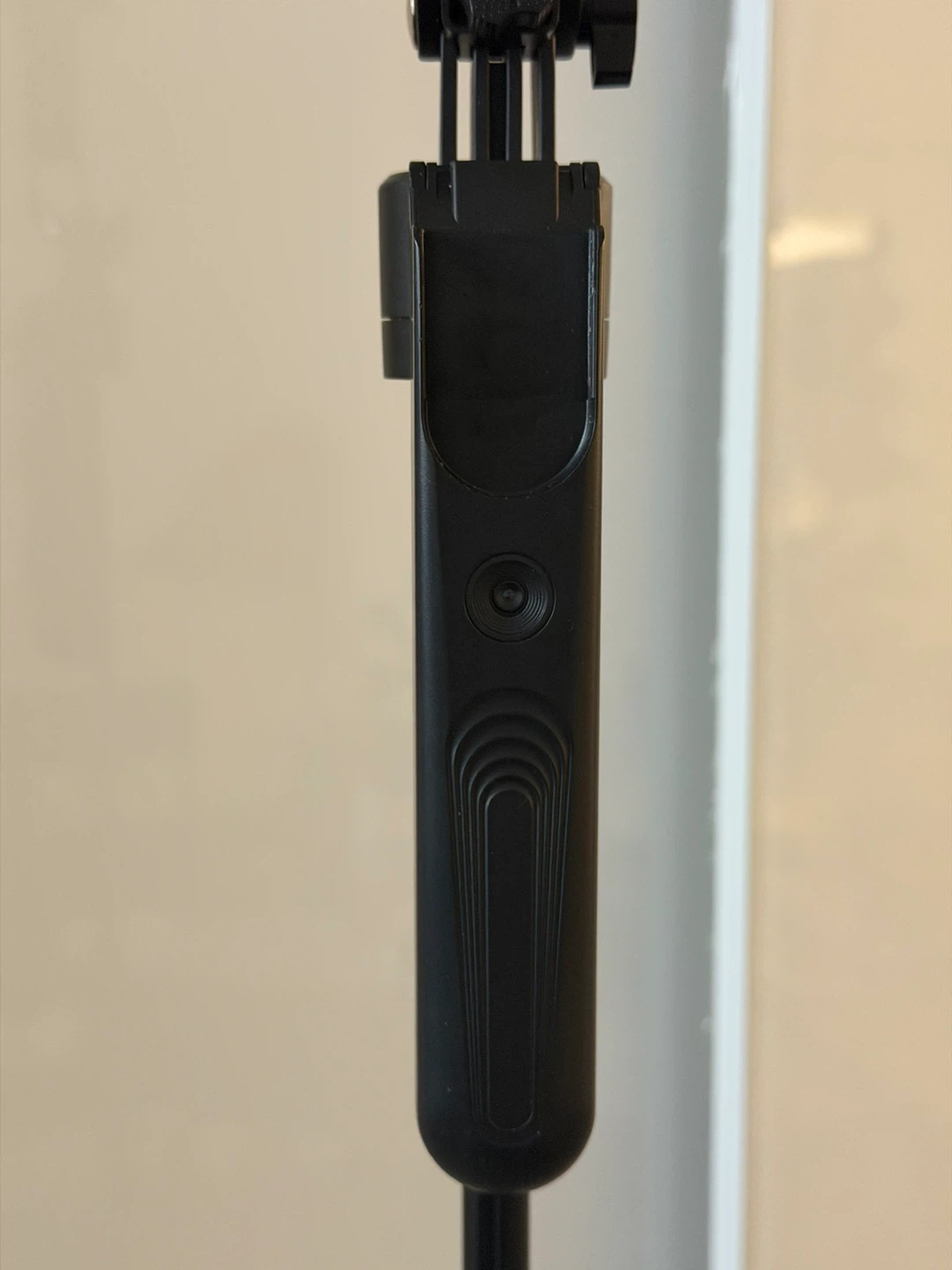 Beauty Light Selfie Stick Tripod with Remote - photo 5