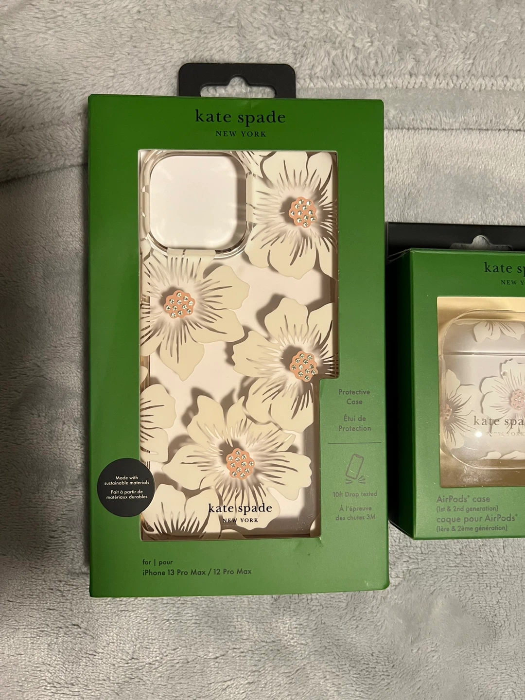Kate Spade iPhone 13 Pro Max / Case & AirPods 2 Case