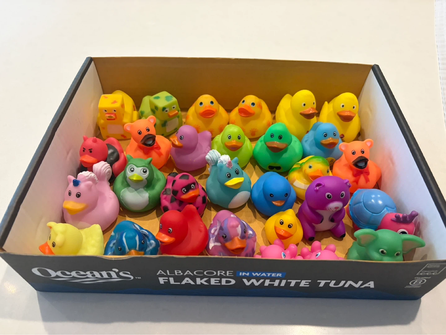 Assorted Rubber Ducks and Bath Toys Set - photo 4