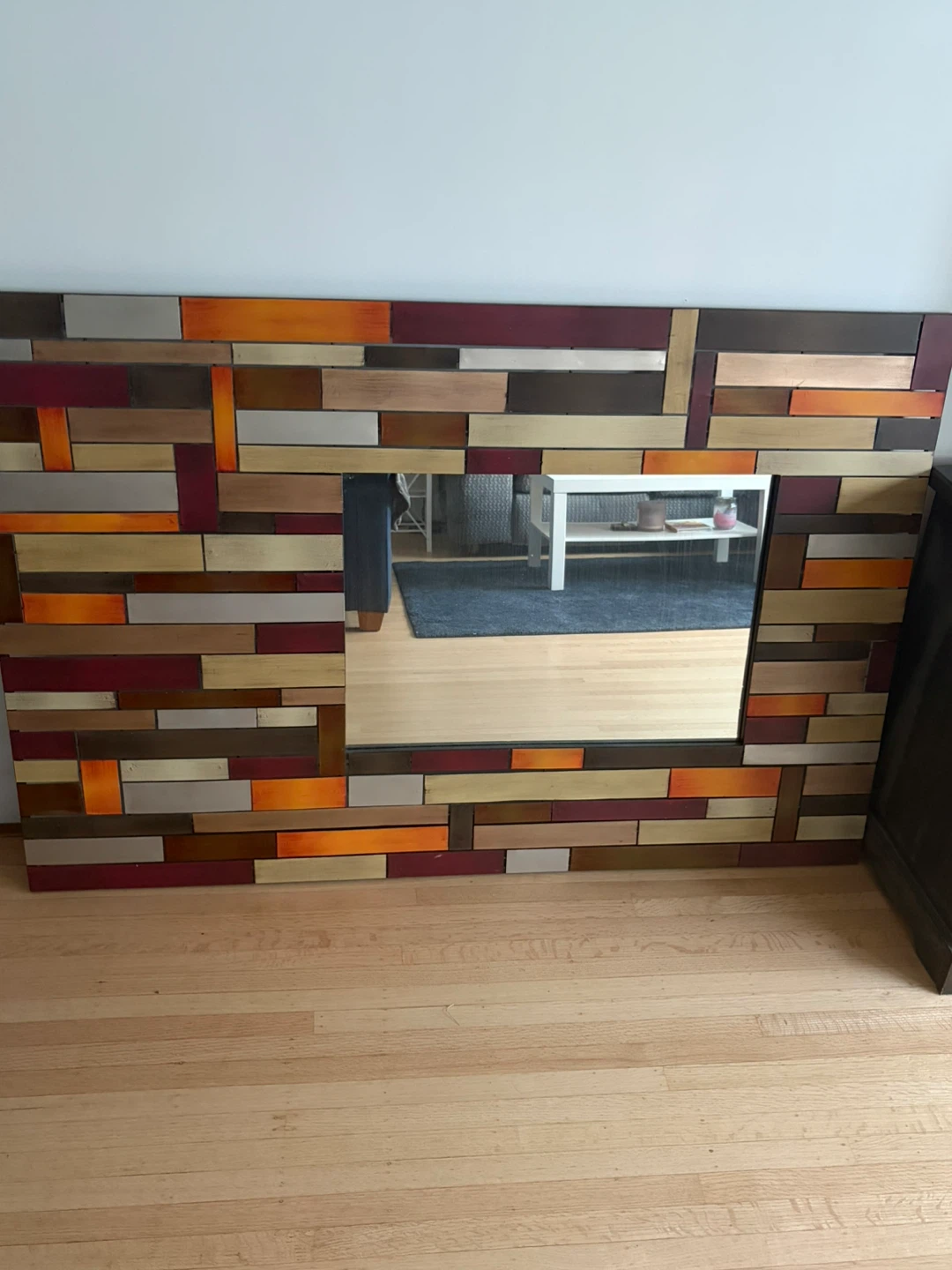 Large Decorative Wall Mirror – Excellent Condition