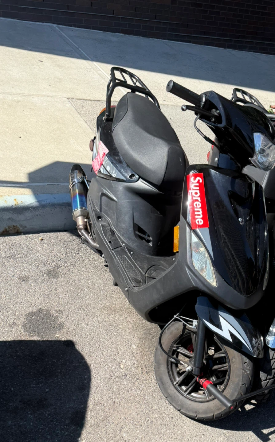 Black Scooter with Custom Exhaust no title no keys clean vin - photo 3