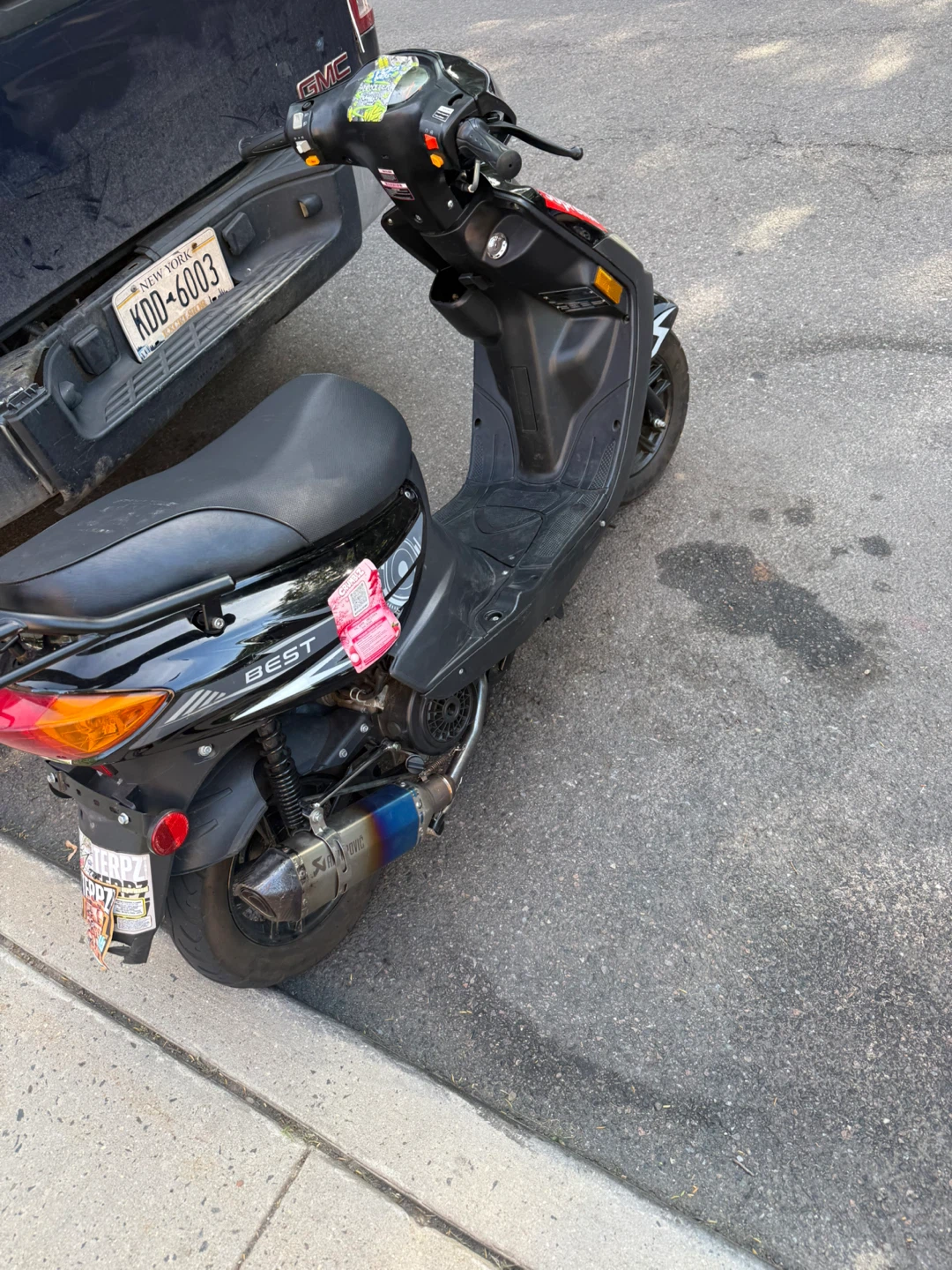 Black Scooter with Custom Exhaust no title no keys clean vin - photo 2