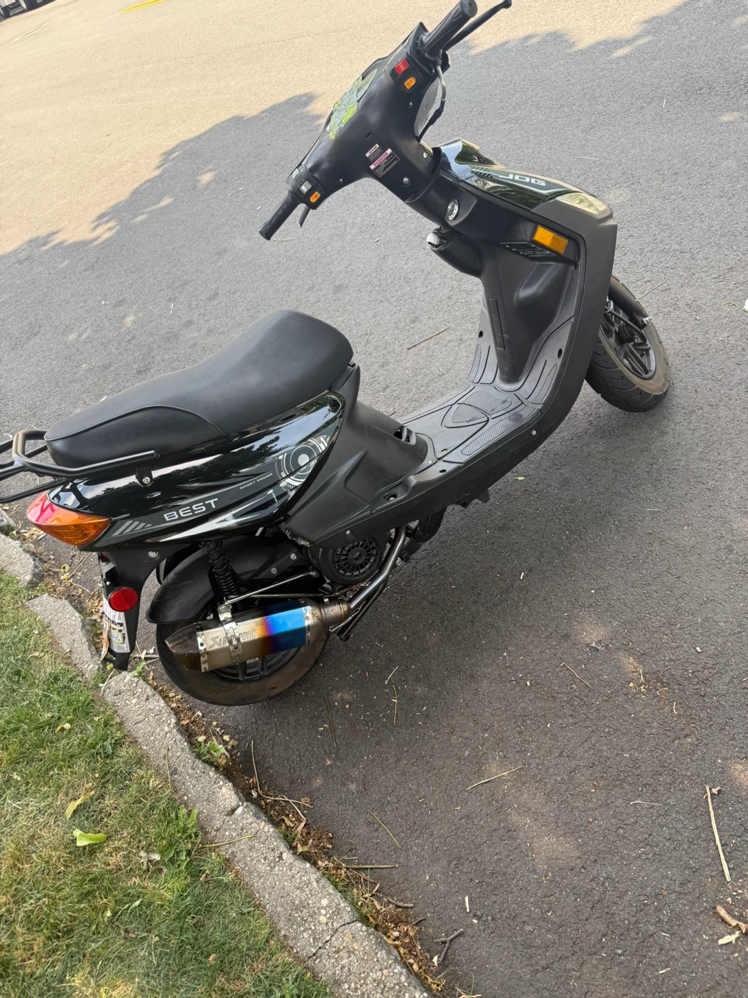 Black Scooter with Custom Exhaust no title no keys clean vin - photo 4