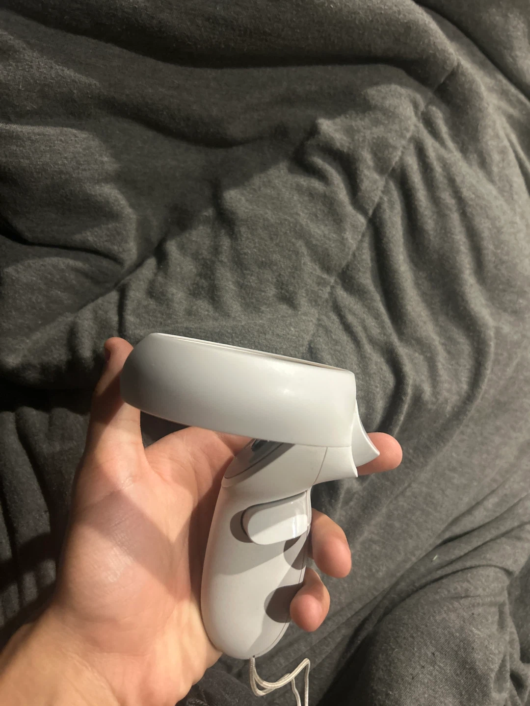 Meta Quest 2 VR Headset and Controllers - photo 3