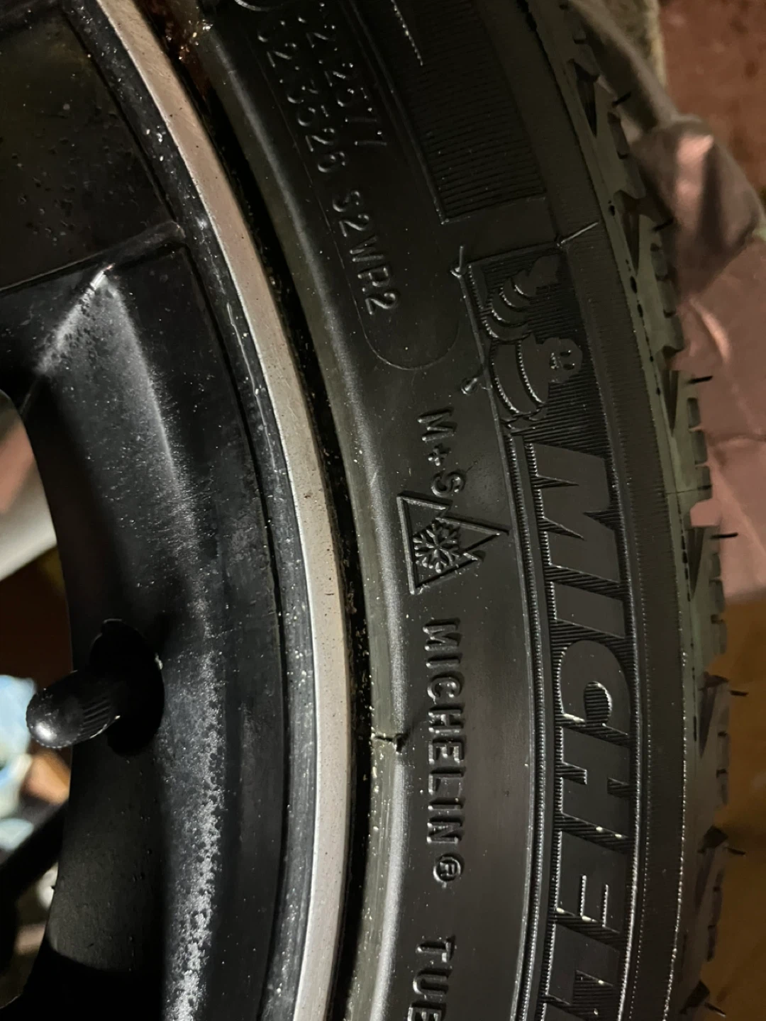 Michelin Winter Tire 185/55R15 - photo 5