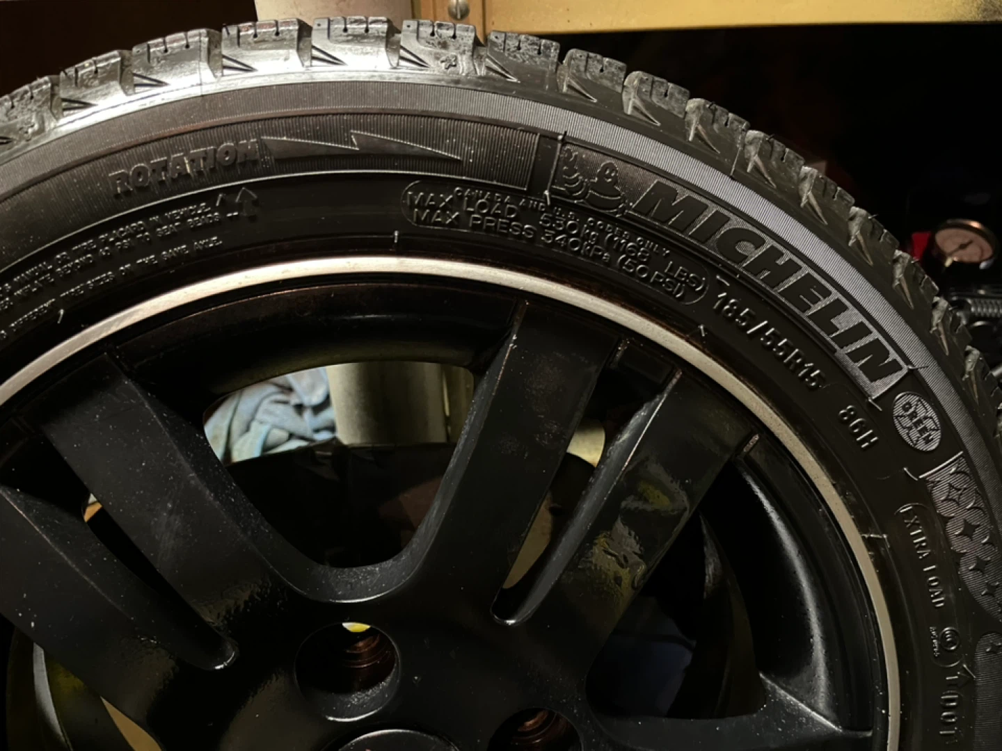 Michelin Winter Tire 185/55R15 - photo 4