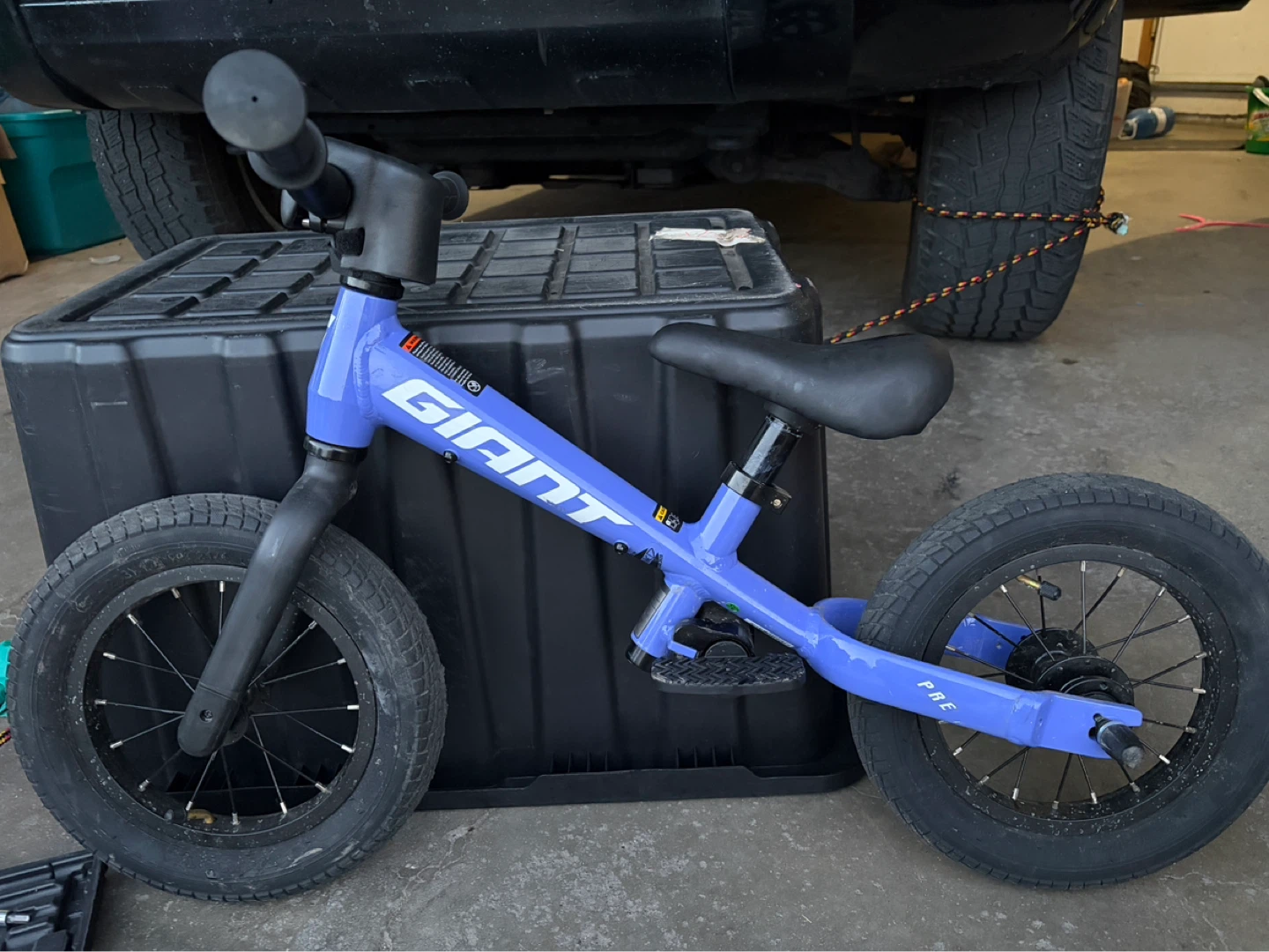 Giant Pre 12" Toddler Balance Bike – Near Mint! - photo 2