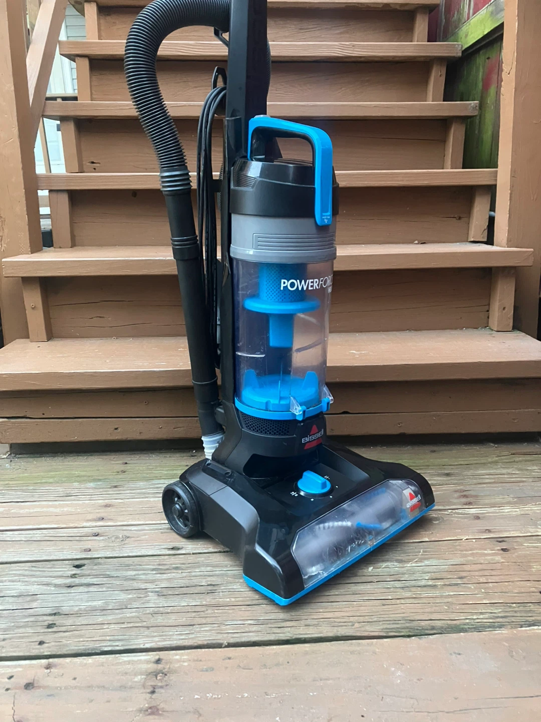 Bissell PowerForce Helix Upright Vacuum - Works Great - photo 2