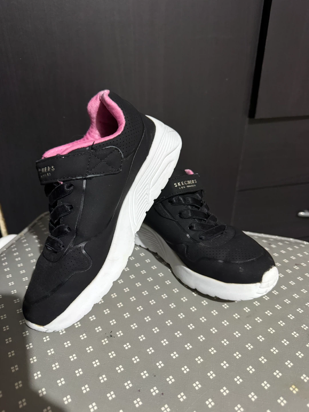 Skechers Black & Pink Kids Sneakers - photo 4