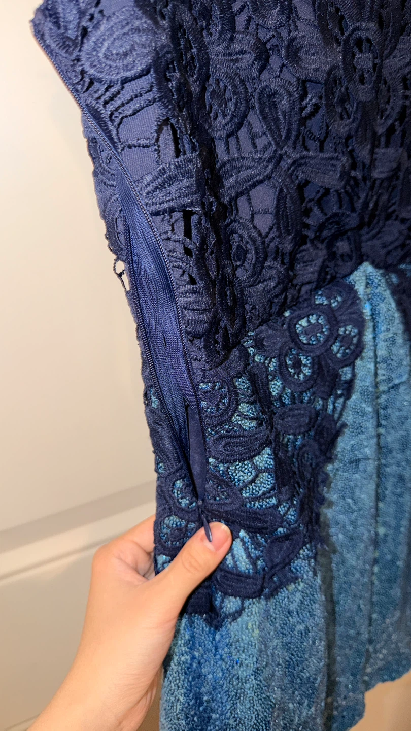 Blue Sequin Dress with Lace Bodice size M - photo 3