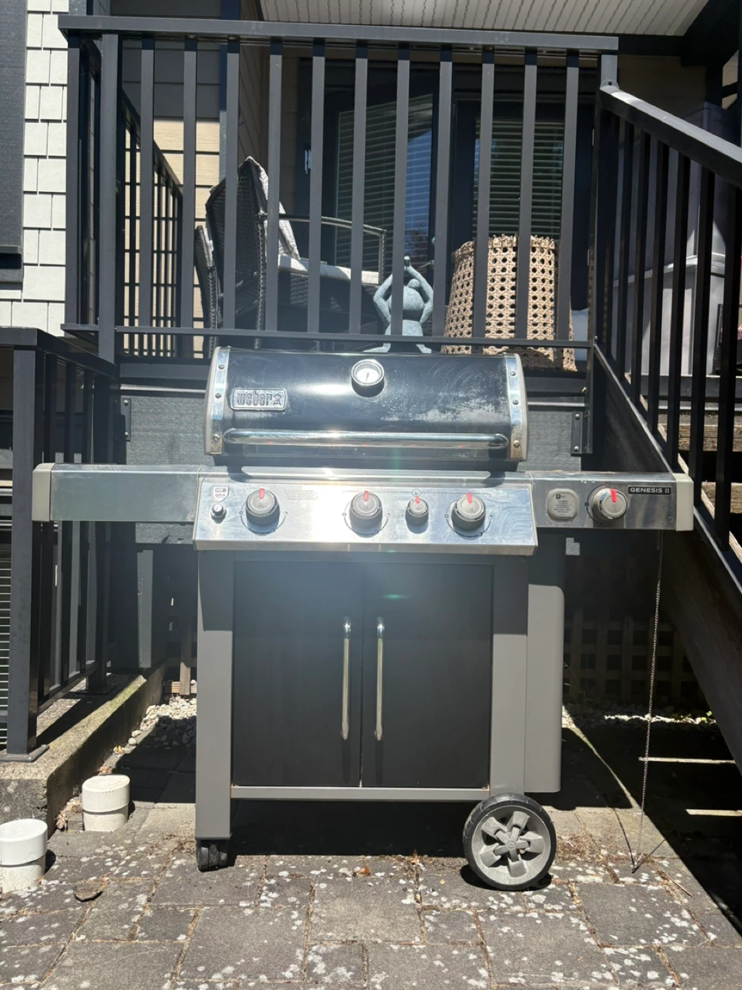 Weber Genesis II Propane BBQ - photo 4