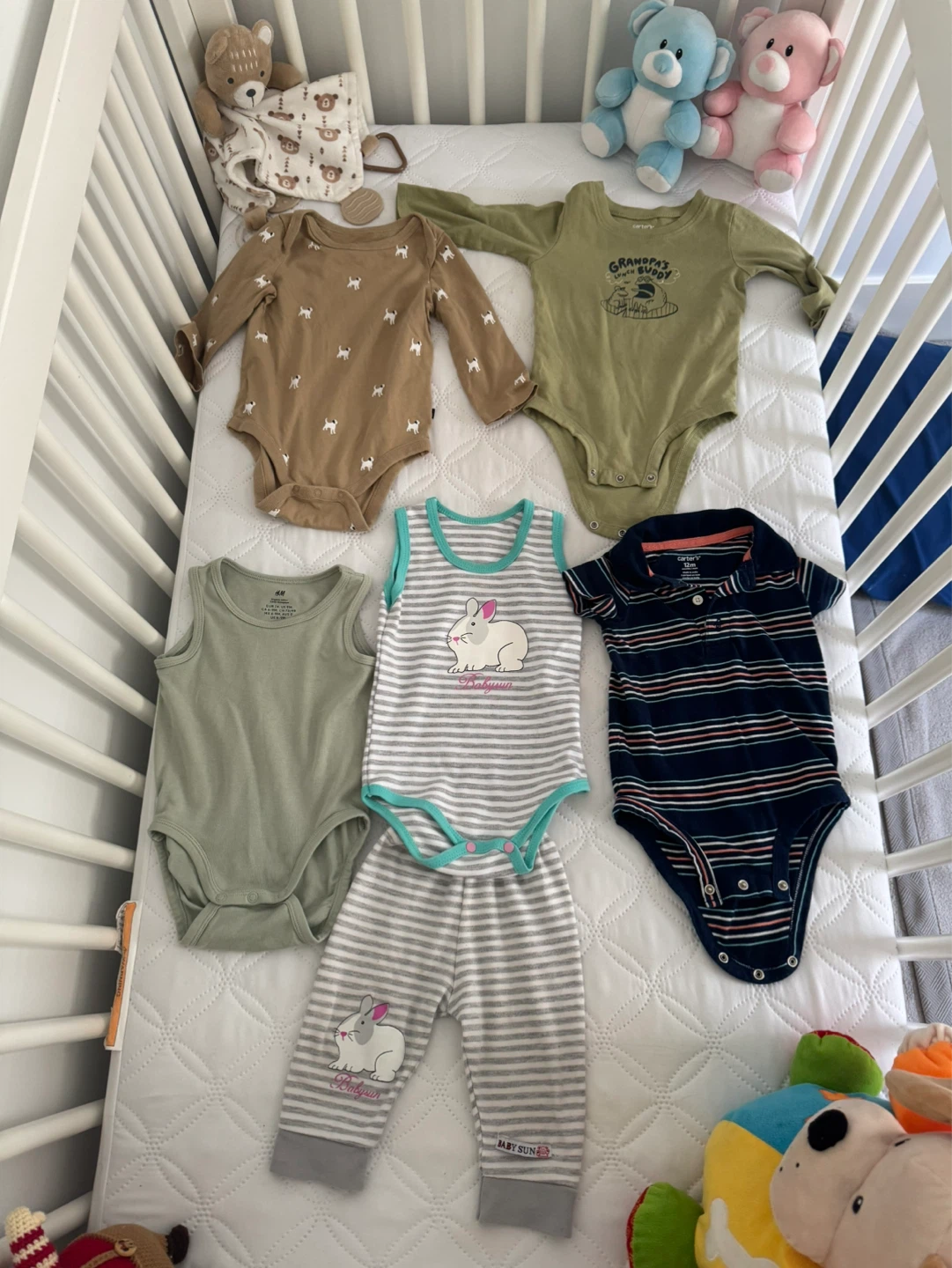 Carter's & H&M Baby Bodysuits and Pants Set