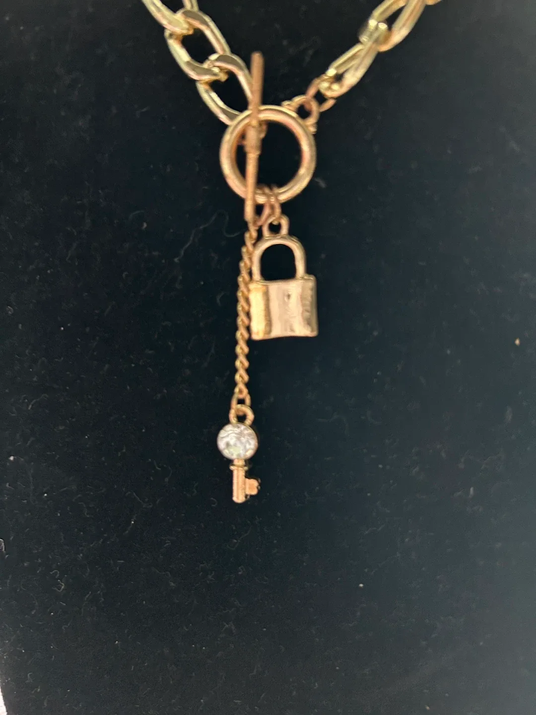 Gold Chain Necklace with Lock and Key Pendant - photo 3