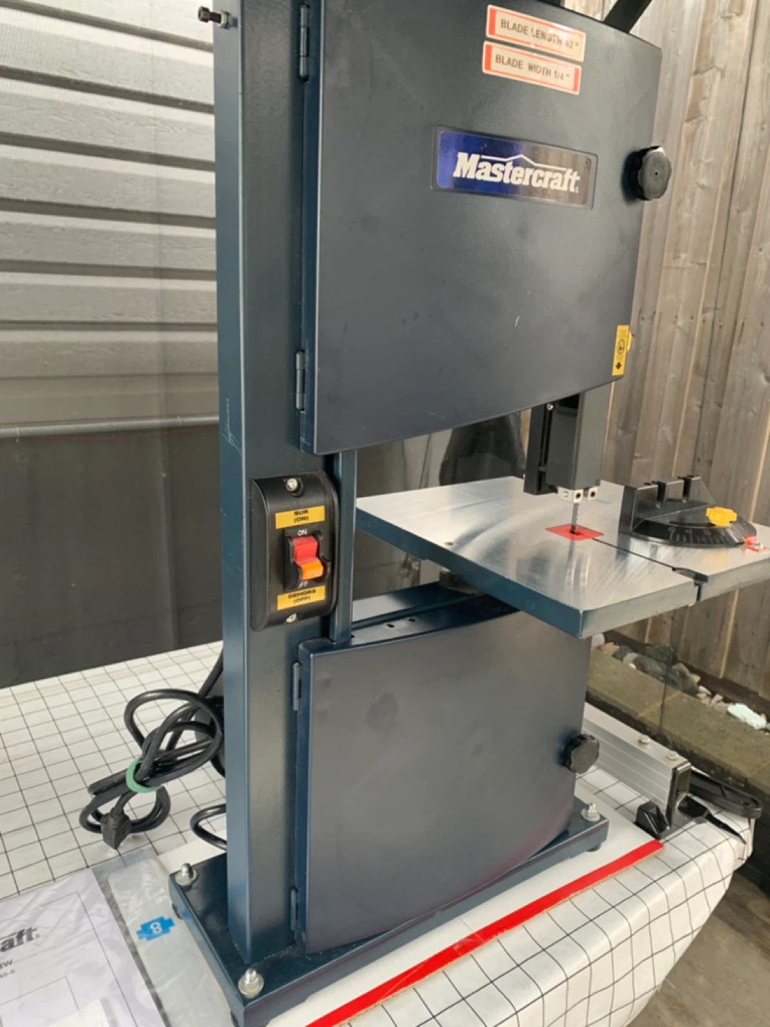 Mastercraft 9" Band Saw - photo 4