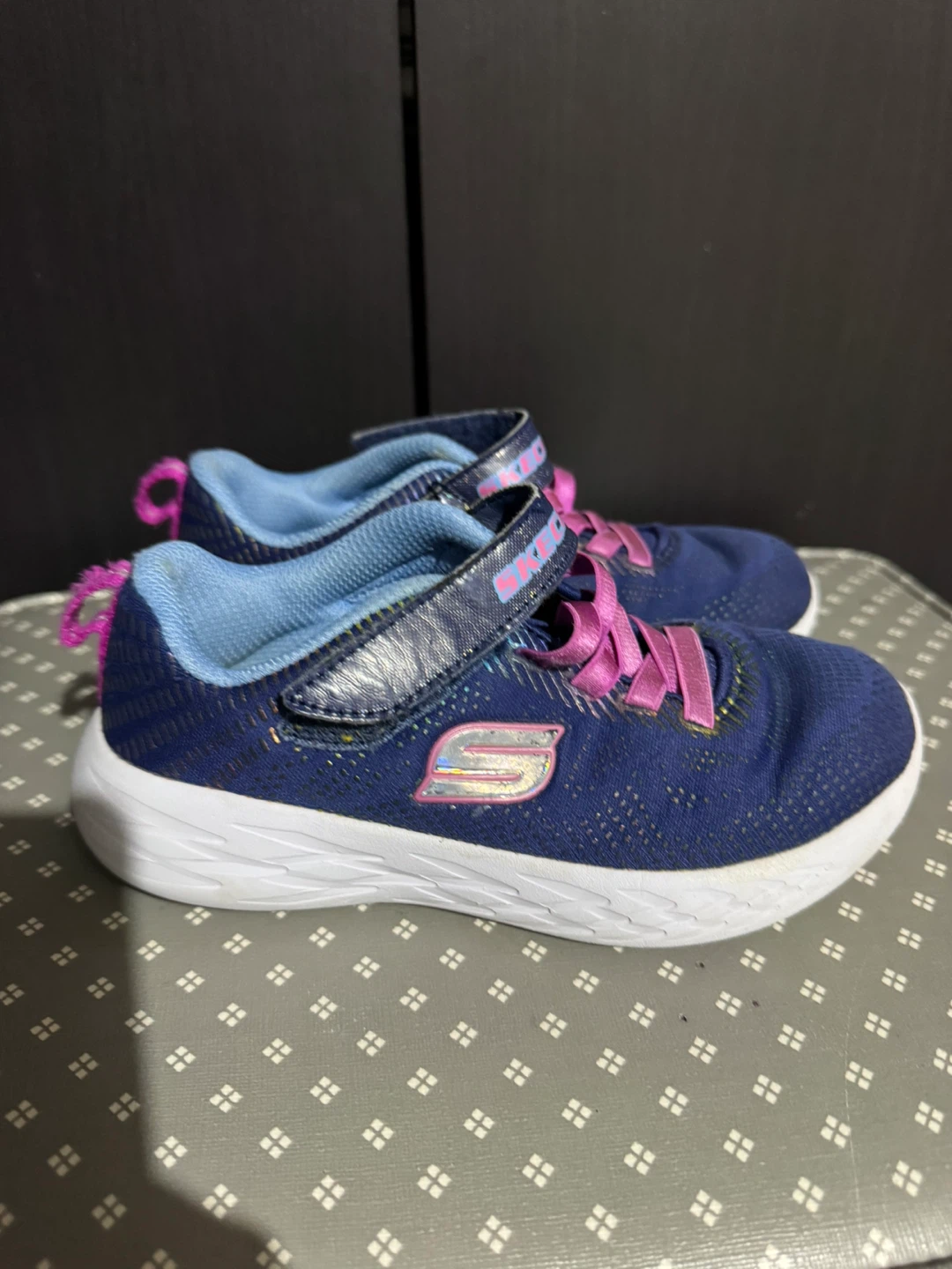 Skechers size 13 Girls Blue & Pink Sneakers