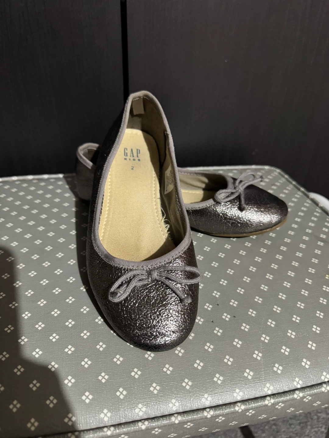 GAP Kids Metallic Ballet Flats - Size 2 - photo 4