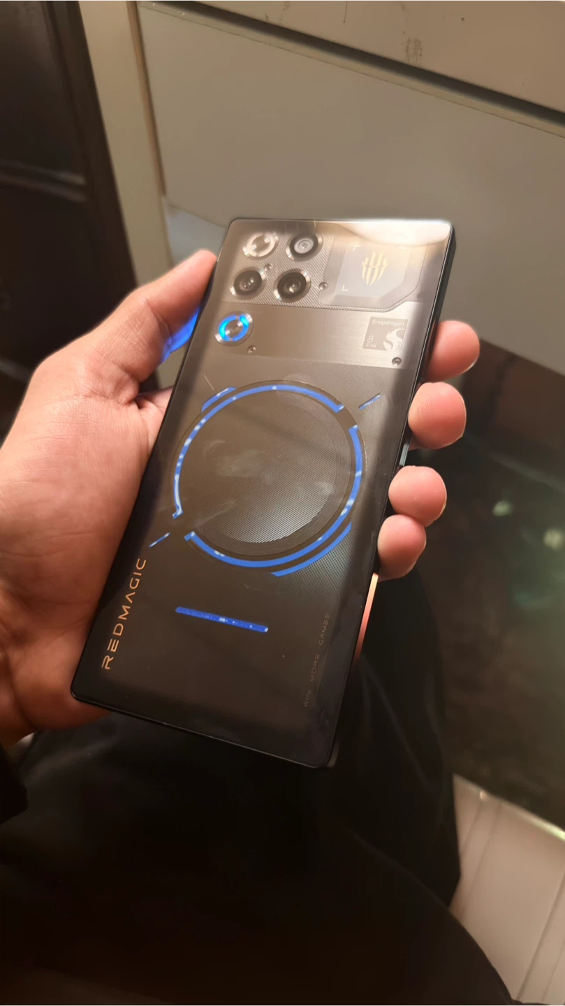 REDMAGIC 11 Pro 24 GB negotiable - photo 2