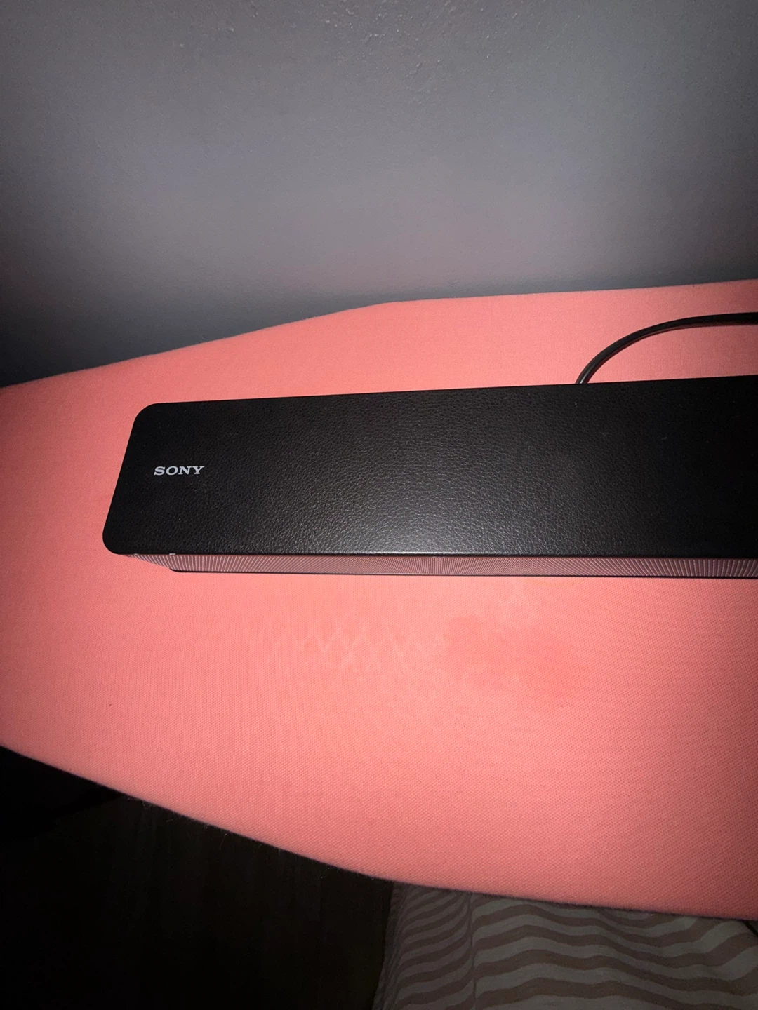 Sony Soundbar with Remote - photo 3