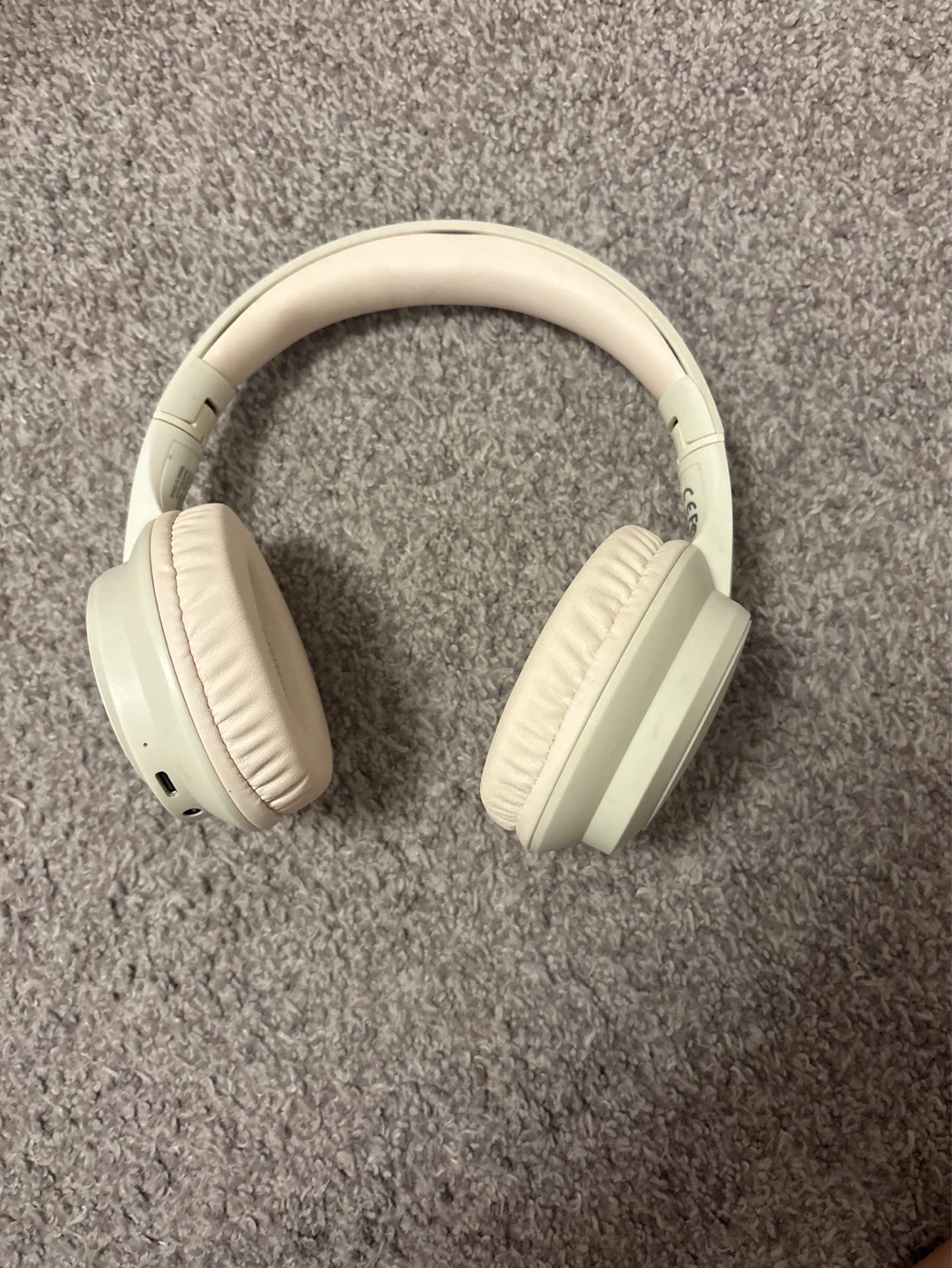 Beige Over-Ear Headphones - photo 2