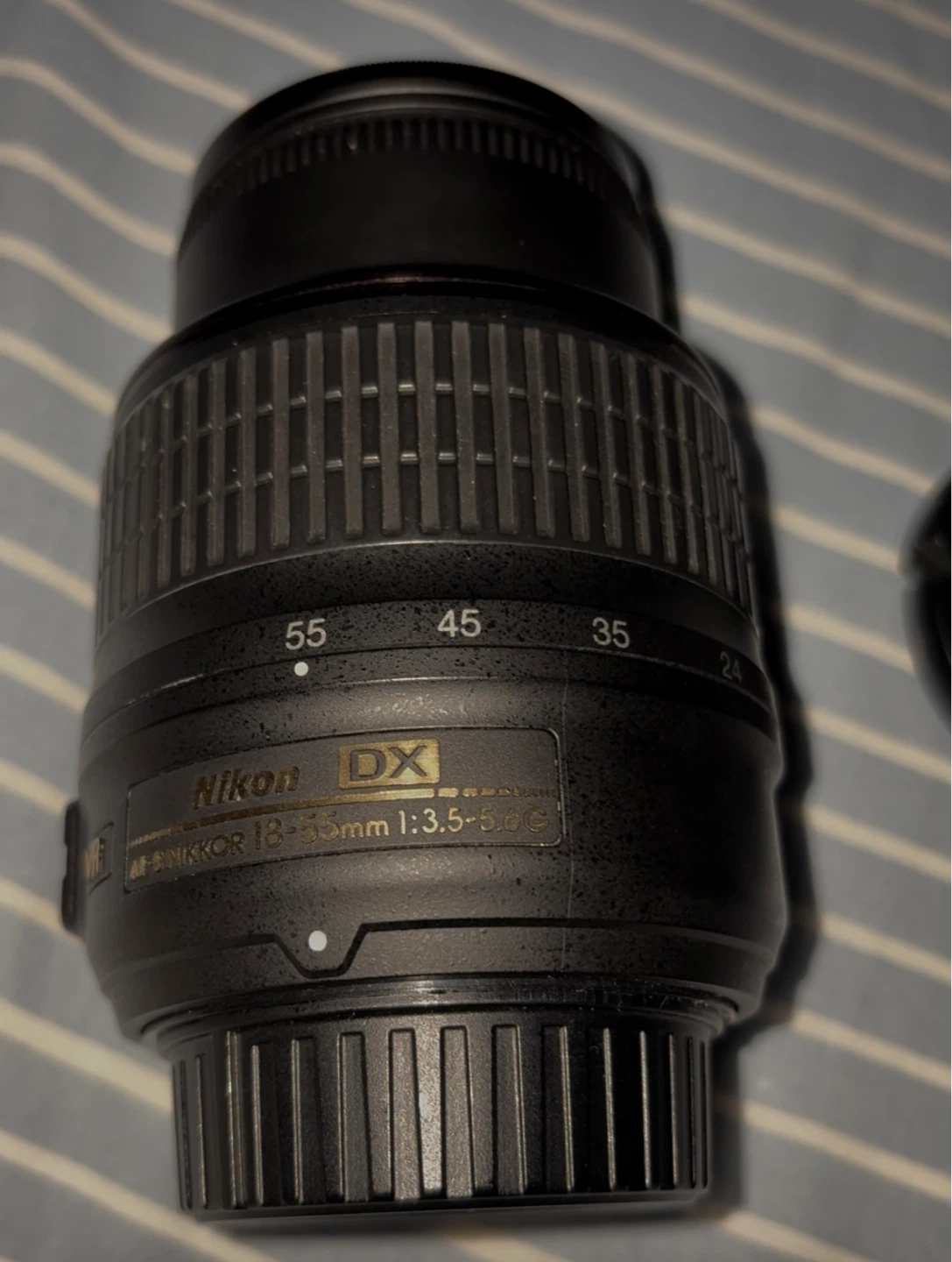 Nikon AF-S DX NIKKOR 18-55mm f/3.5-5.6G VR Lens - photo 4