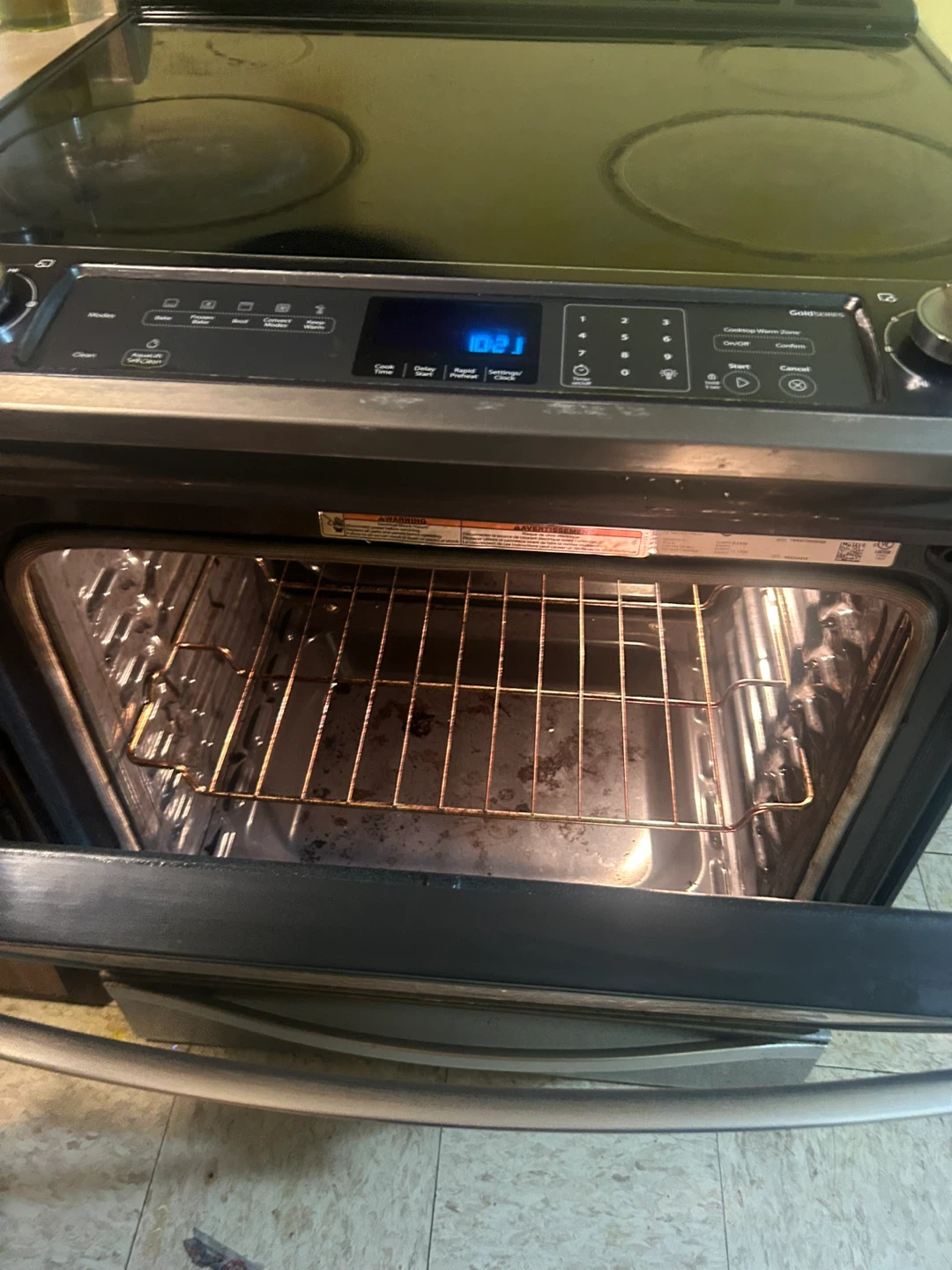 Glass top electric stove - photo 3