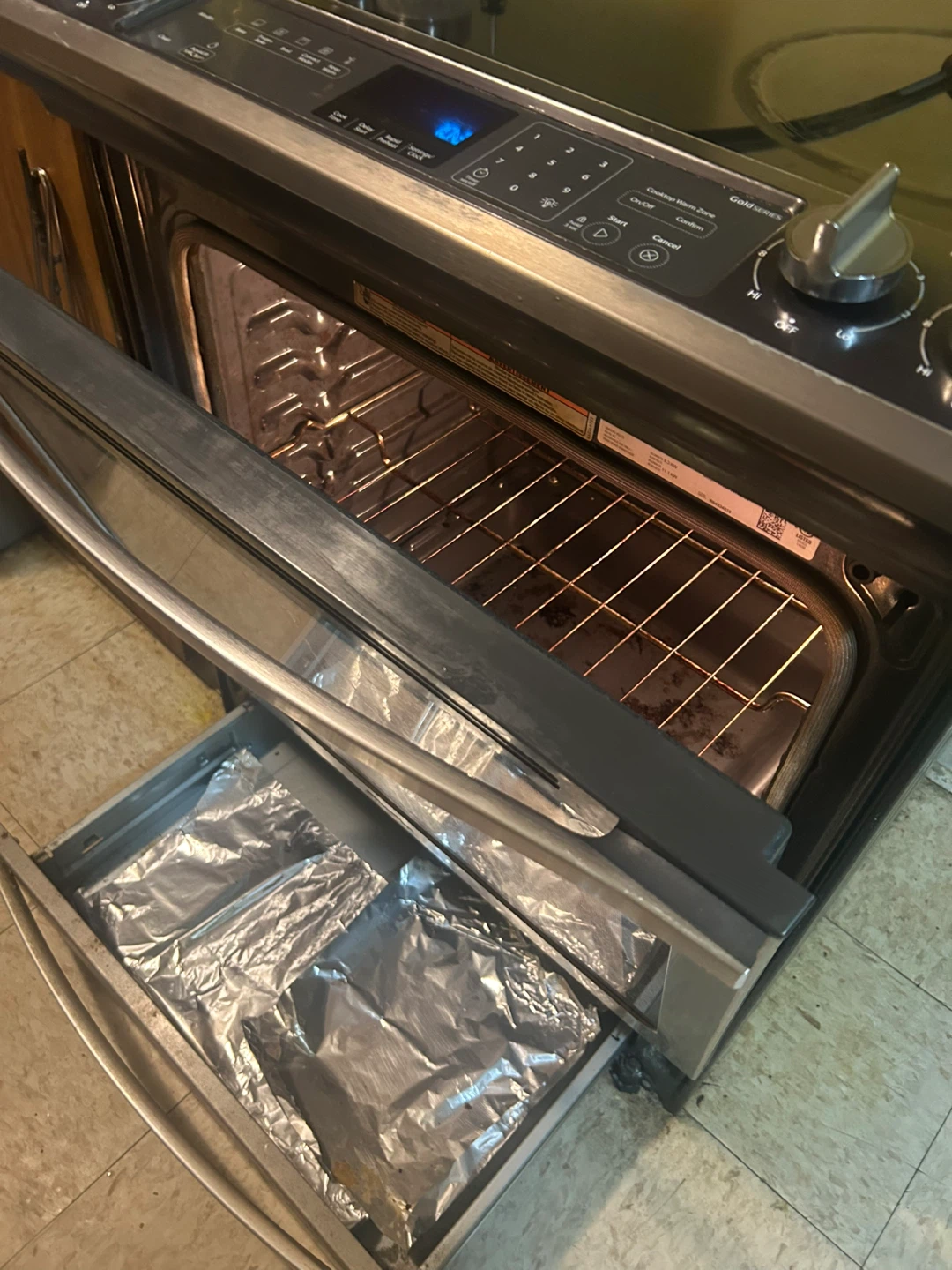 Glass top electric stove - photo 5