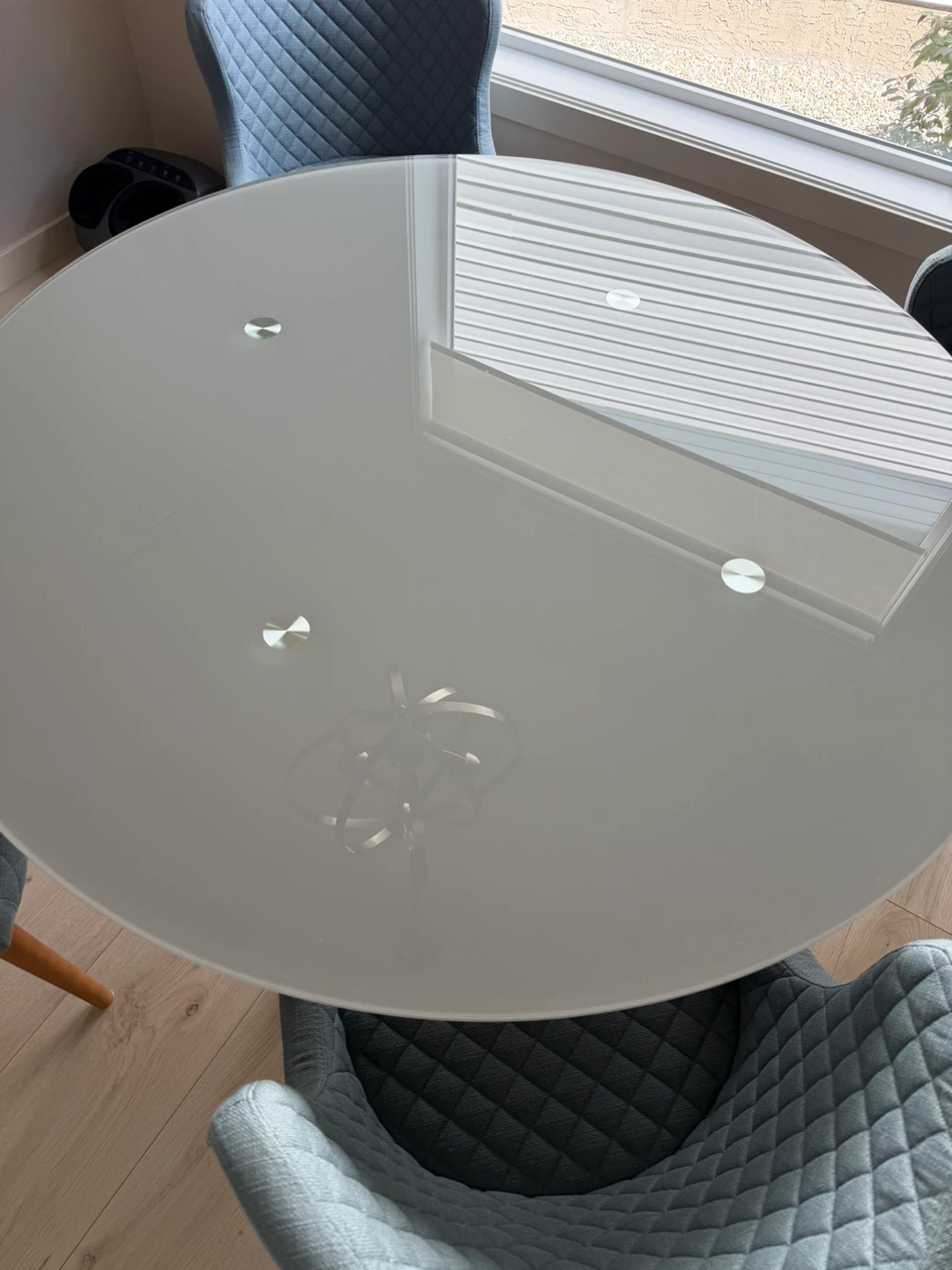 Structube Round Glass Dining Table with Wooden Base - photo 2