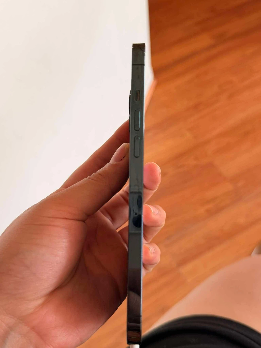 Apple iPhone 12 Pro Max - Cracked Back