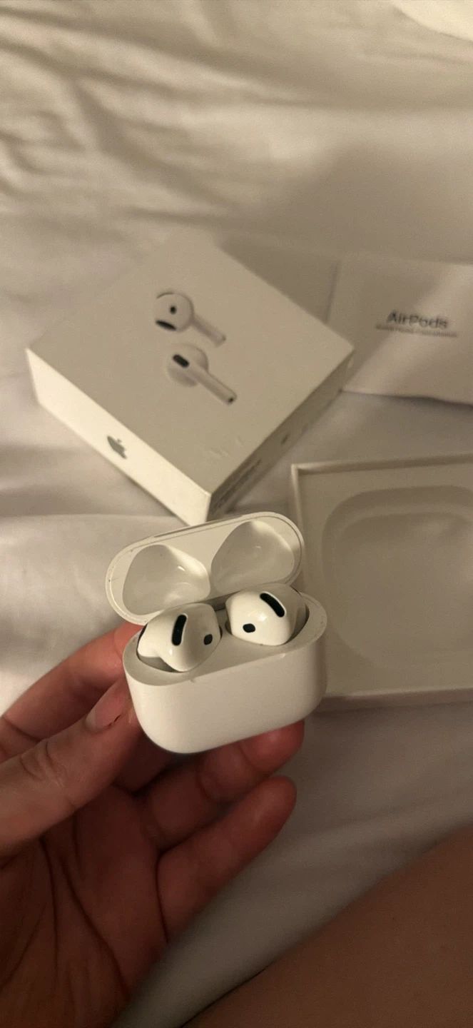 Apple AirPods Pro (4 generation) - photo 4