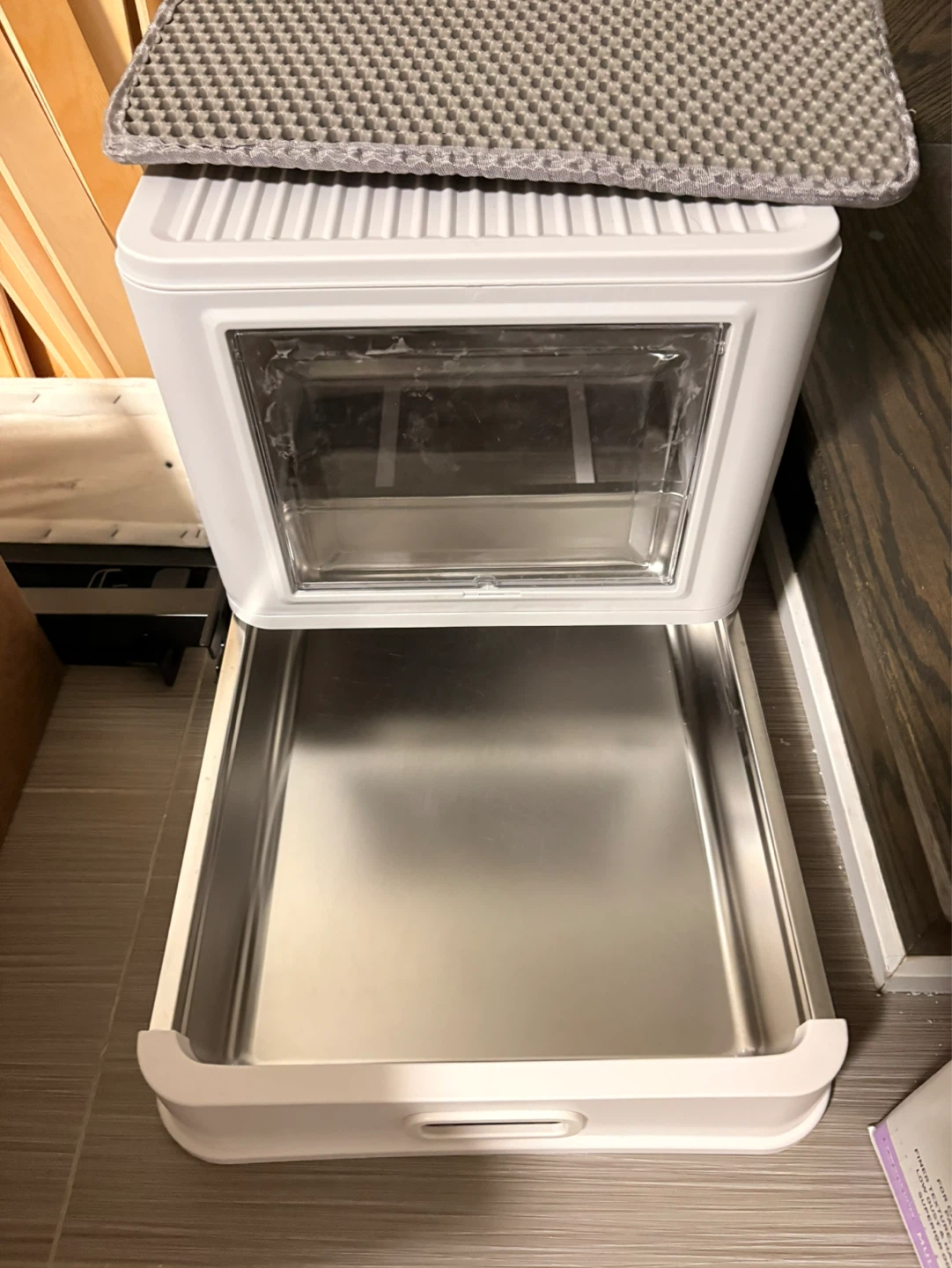 Stainless Steel Pet Litter Box with Scoop and Mat - photo 2