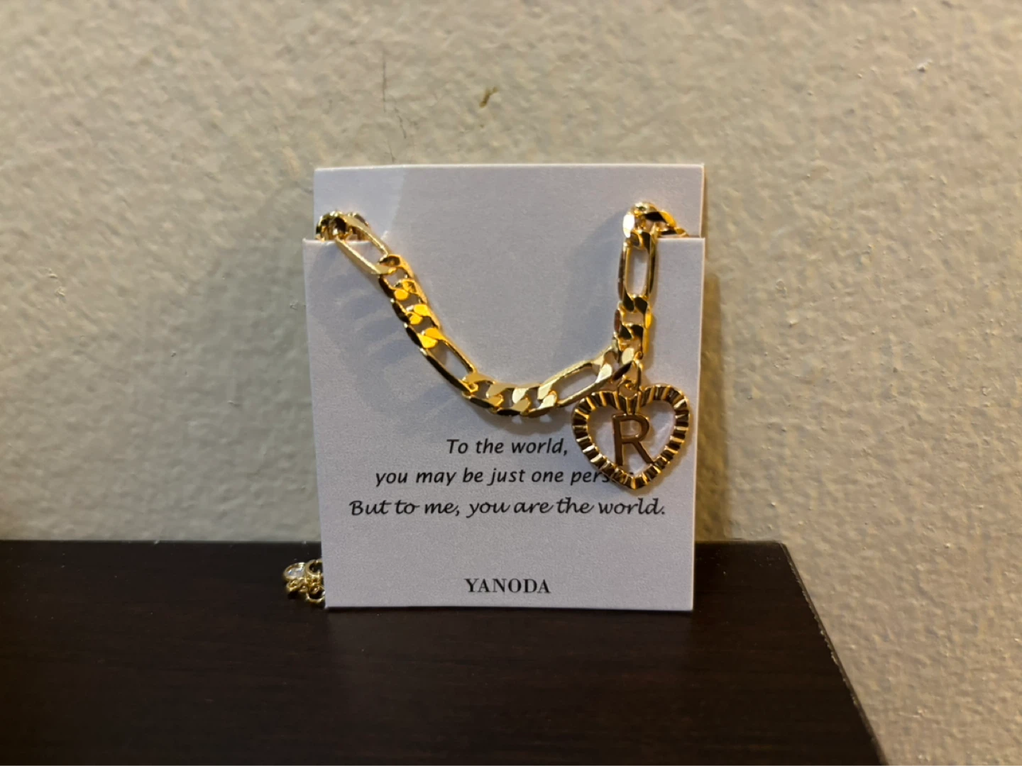 NEW-YANODA Gold-Tone Figaro Chain Necklace with Letter R