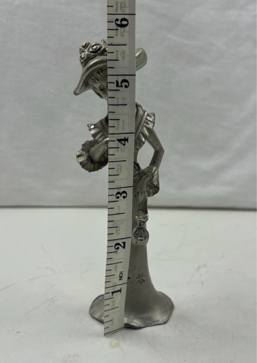 1980s Vintage Italian Pewter Lady Figurine - photo 4