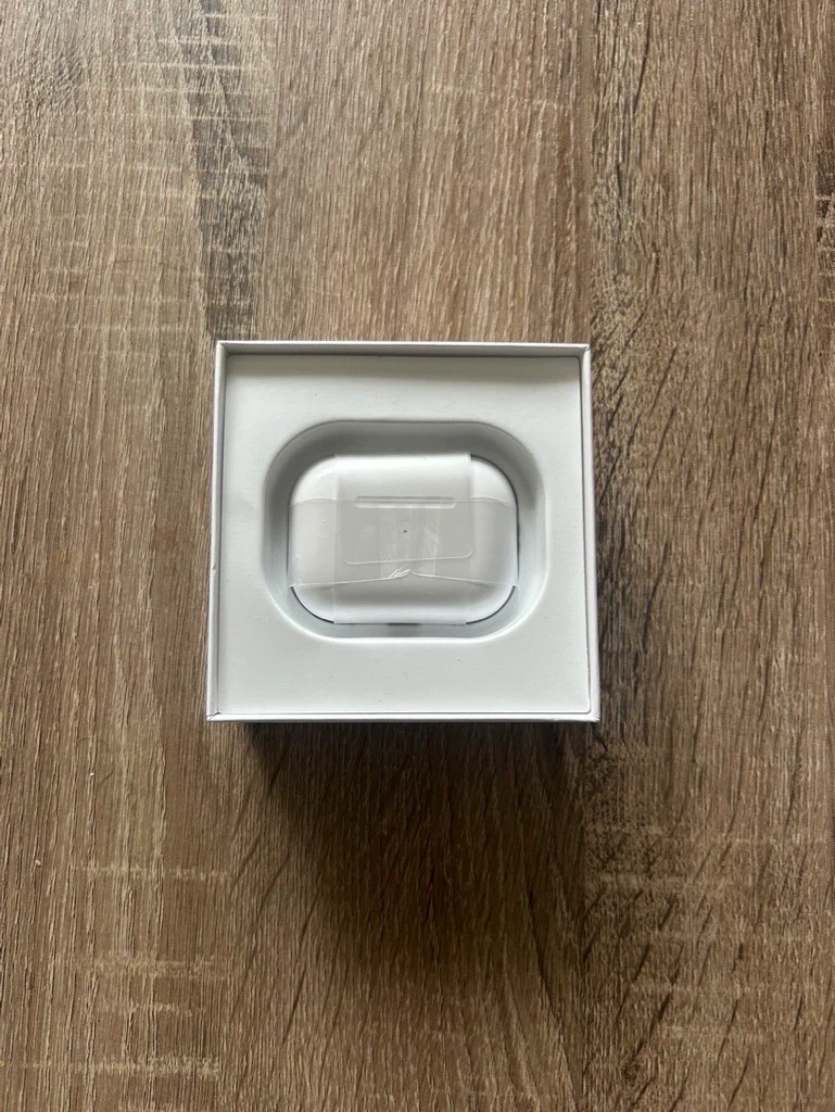 Apple AirPods Pro (2nd generation) - photo 5