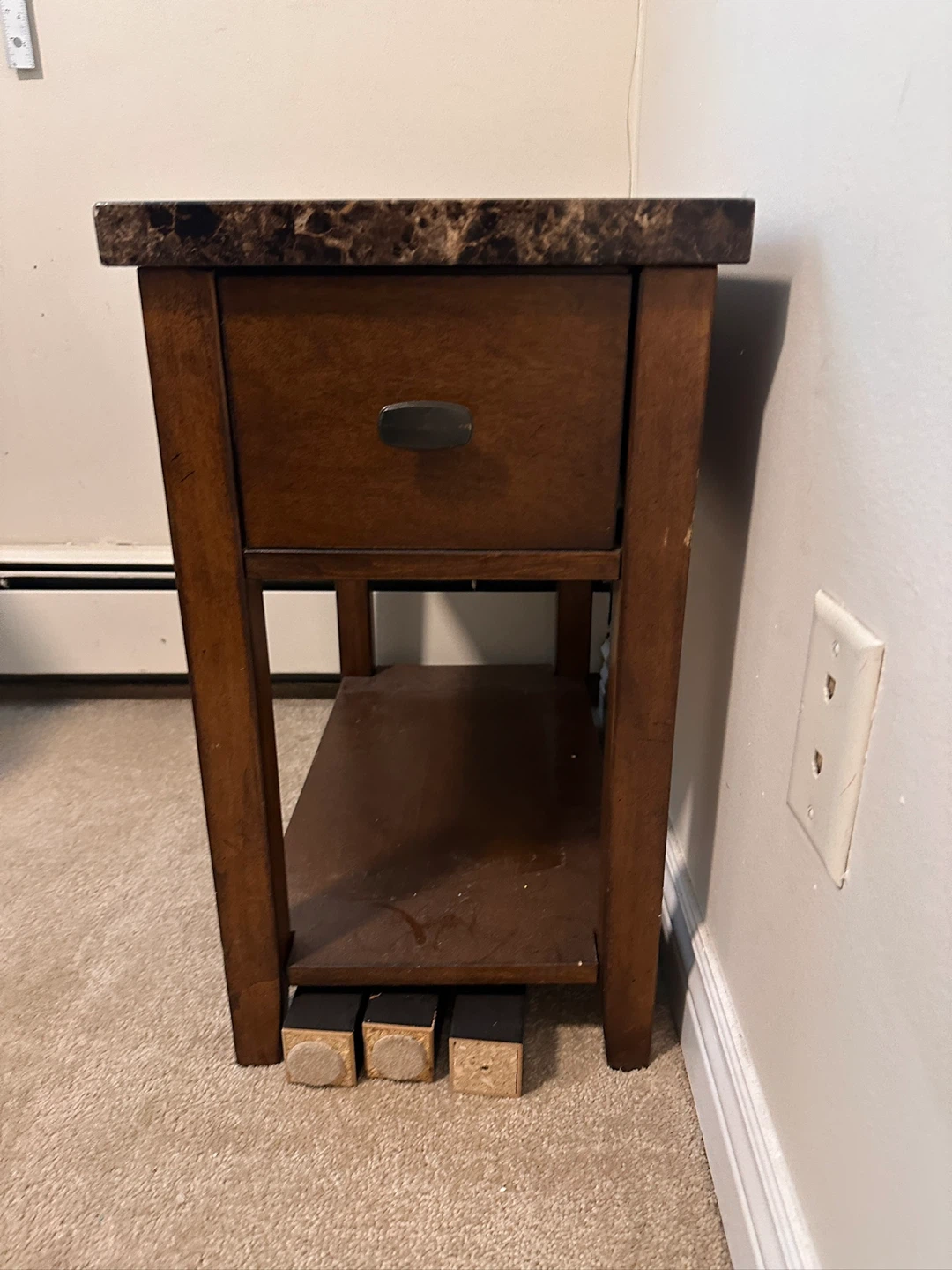 Dark Wood Side Table with Faux Marble Top - photo 3