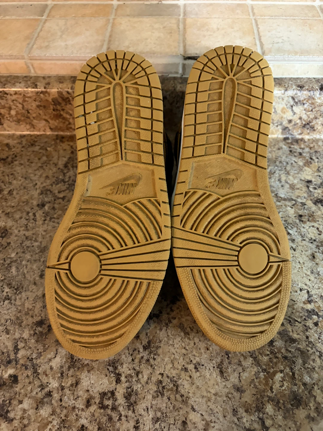 Air Jordan 1 Mid Black Gold Sneakers - photo 5