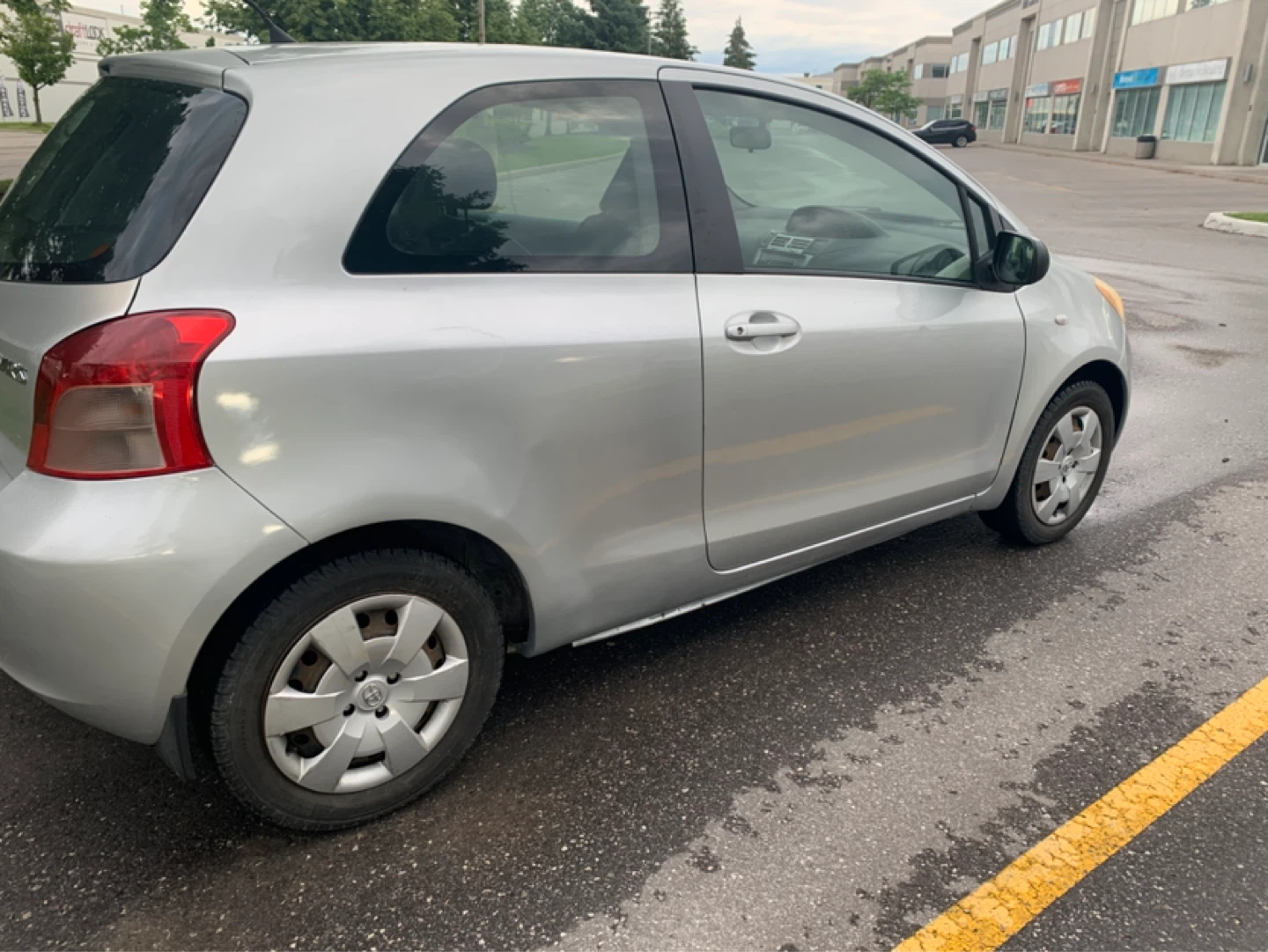 2007 Toyota Yaris hatchback - photo 5