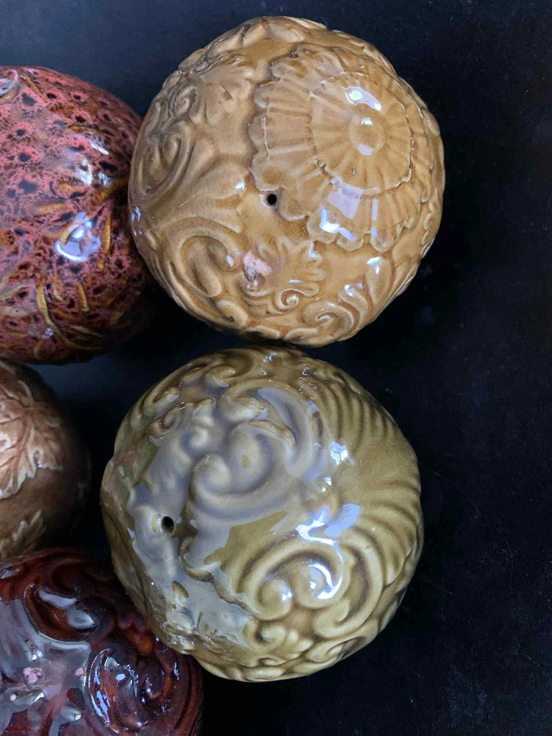 5 heavy glazed decorative balls - photo 3