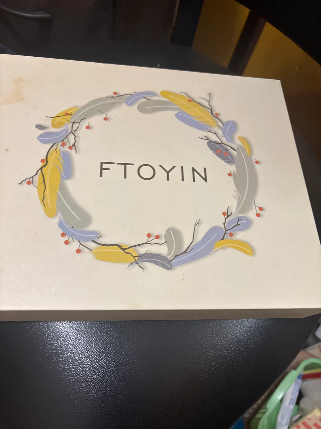 FTOYIN Portable Power Bank with Pink Accessory Case
