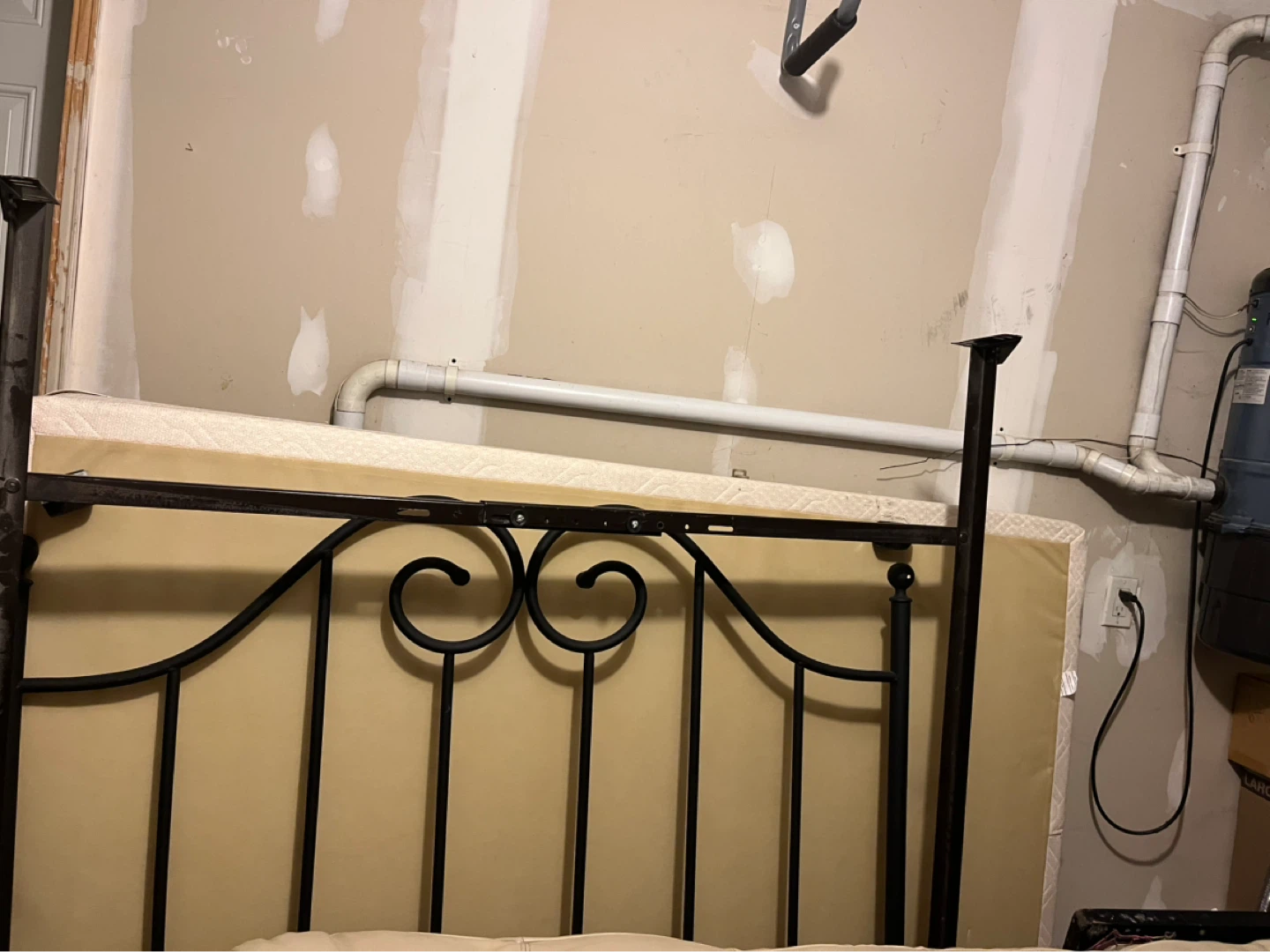 Black Metal Bed Frame with free double boxspring - photo 4