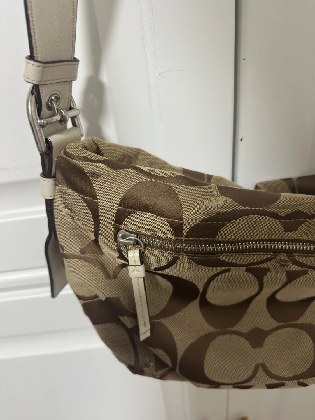 Coach Signature Hobo Bag - photo 4