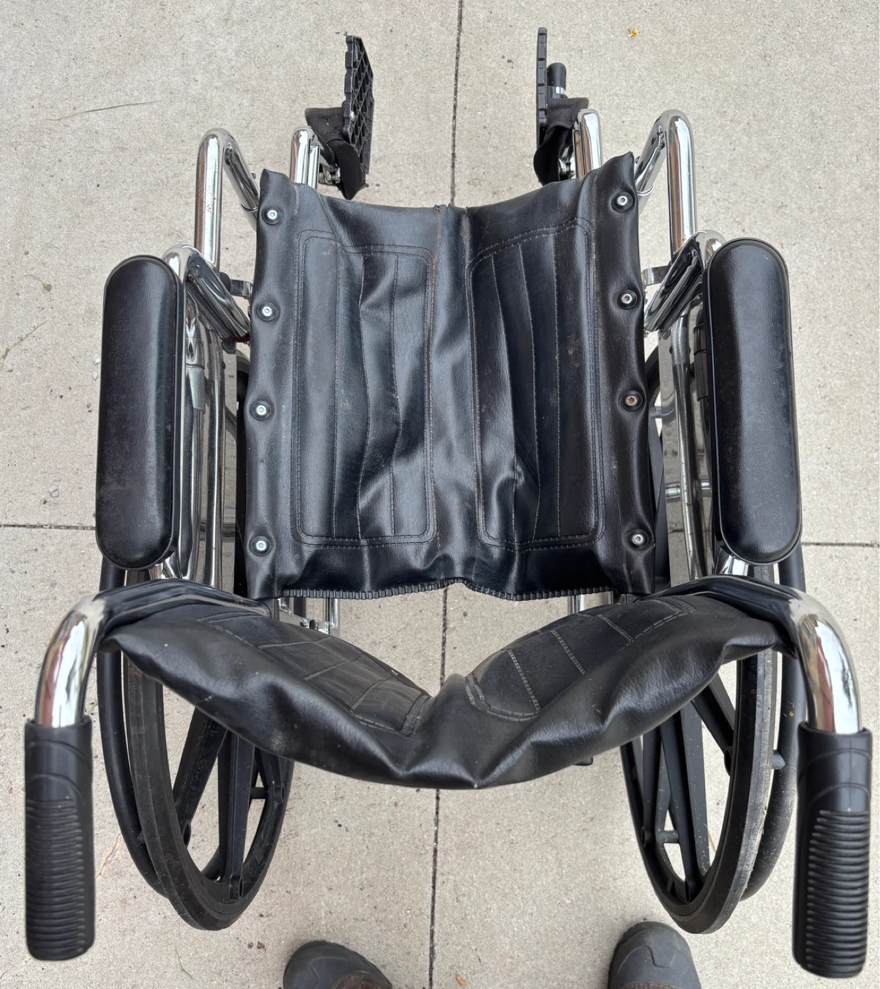 Foldable transport chair with wheels (by Breezy EC 2000) - photo 3