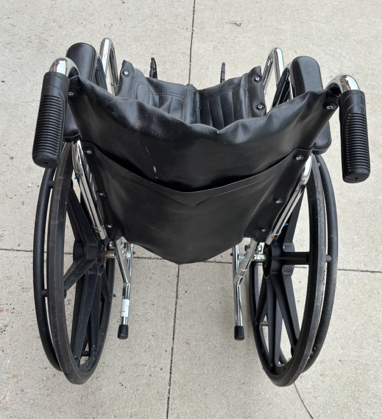 Foldable transport chair with wheels (by Breezy EC 2000) - photo 2