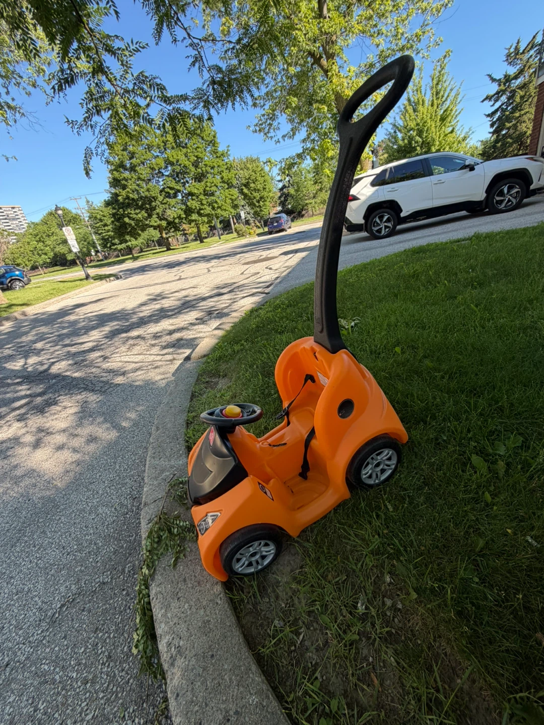 selling ,toys