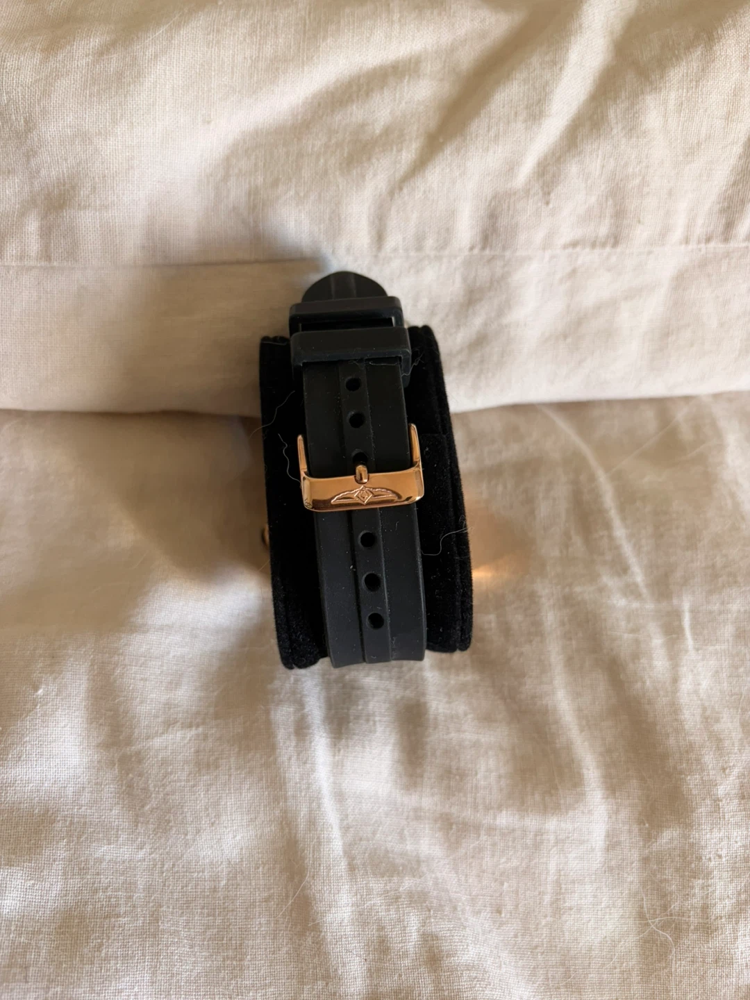 Invicta Watch Rose Gold Black Silicone Strap - photo 2