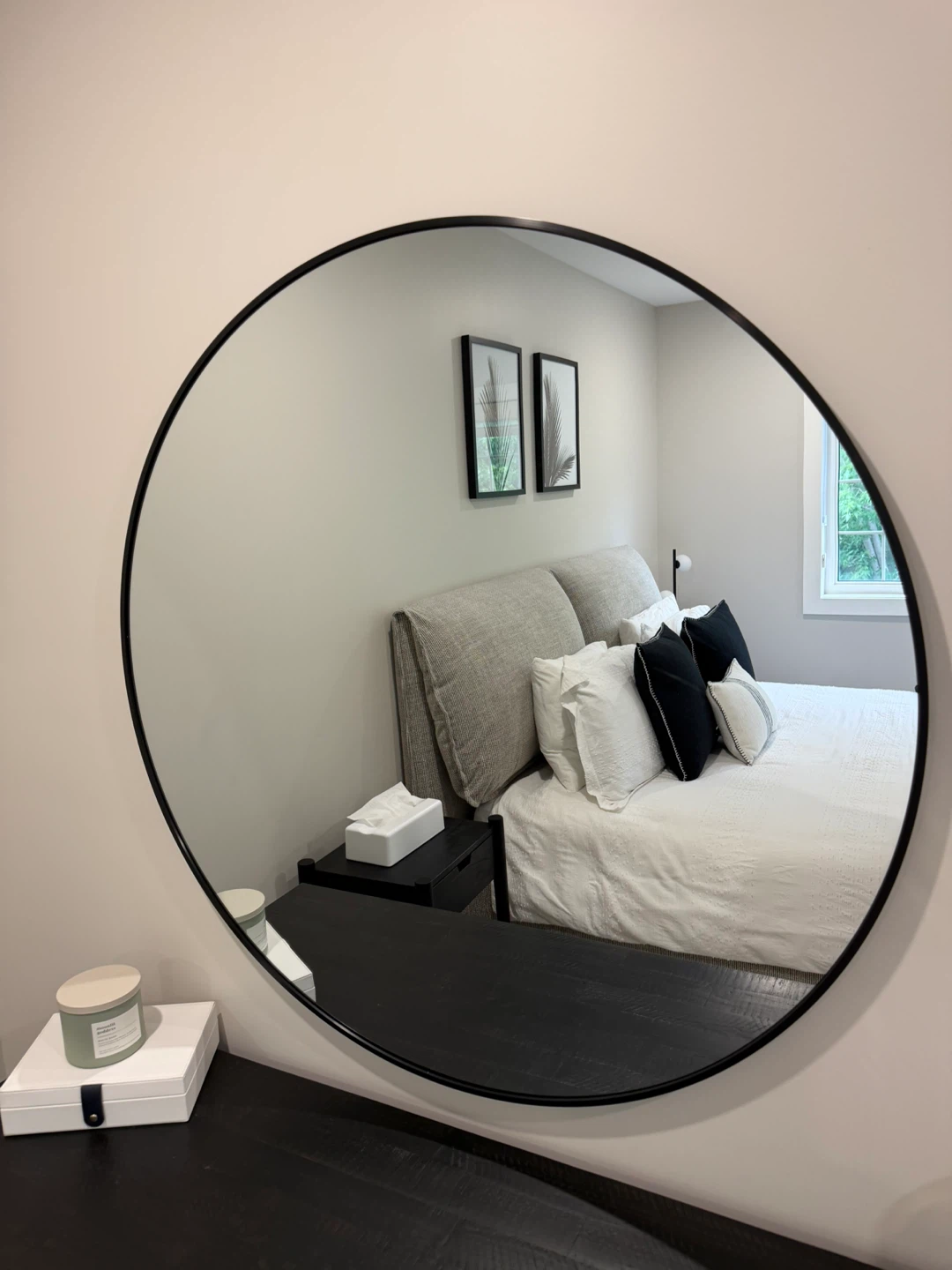 Urban barn Black Vanity Desk, mirror, Stool and 2 night stand - photo 4