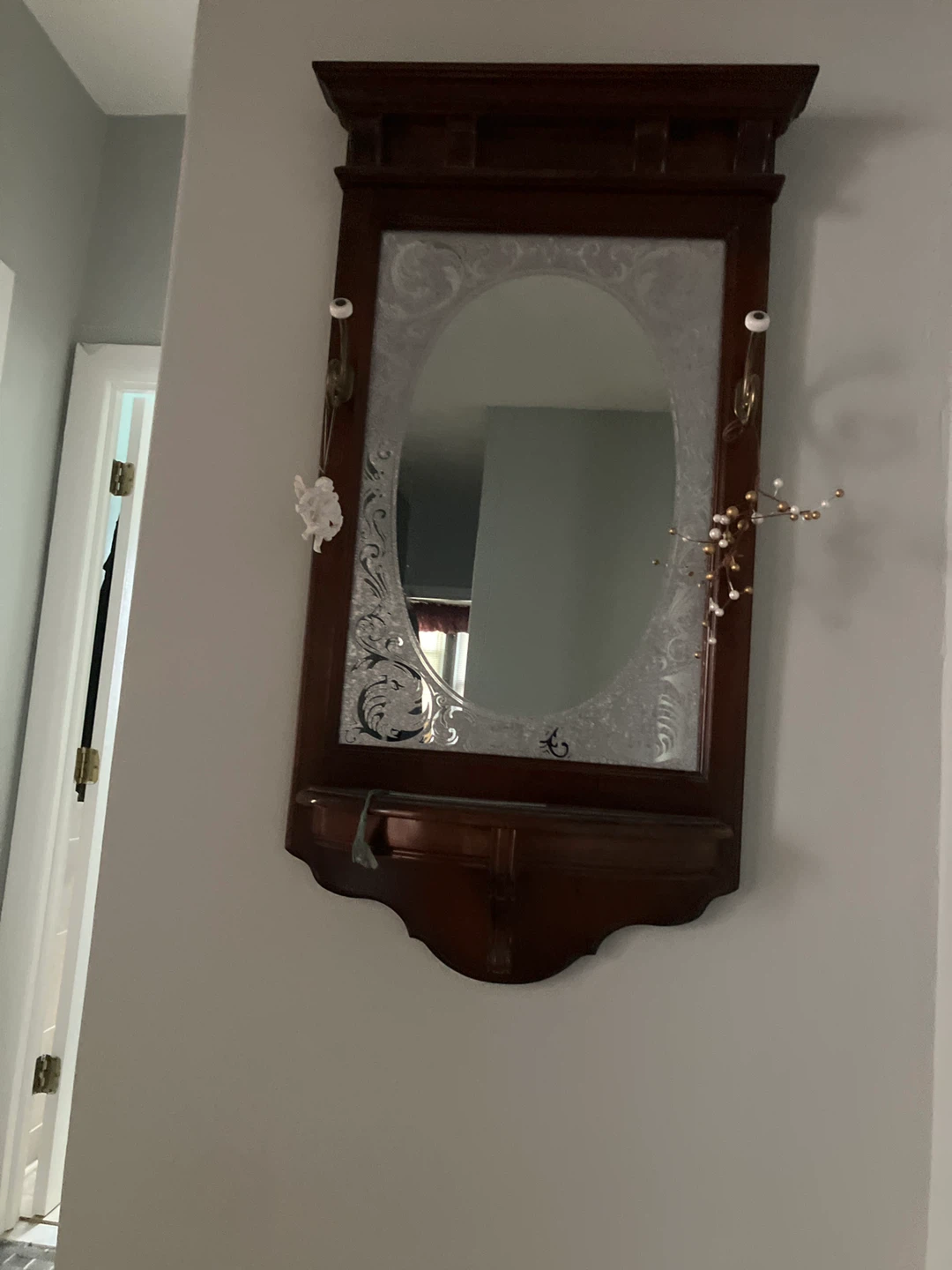 Vintage Decorative Wall Mirror with Shelf
