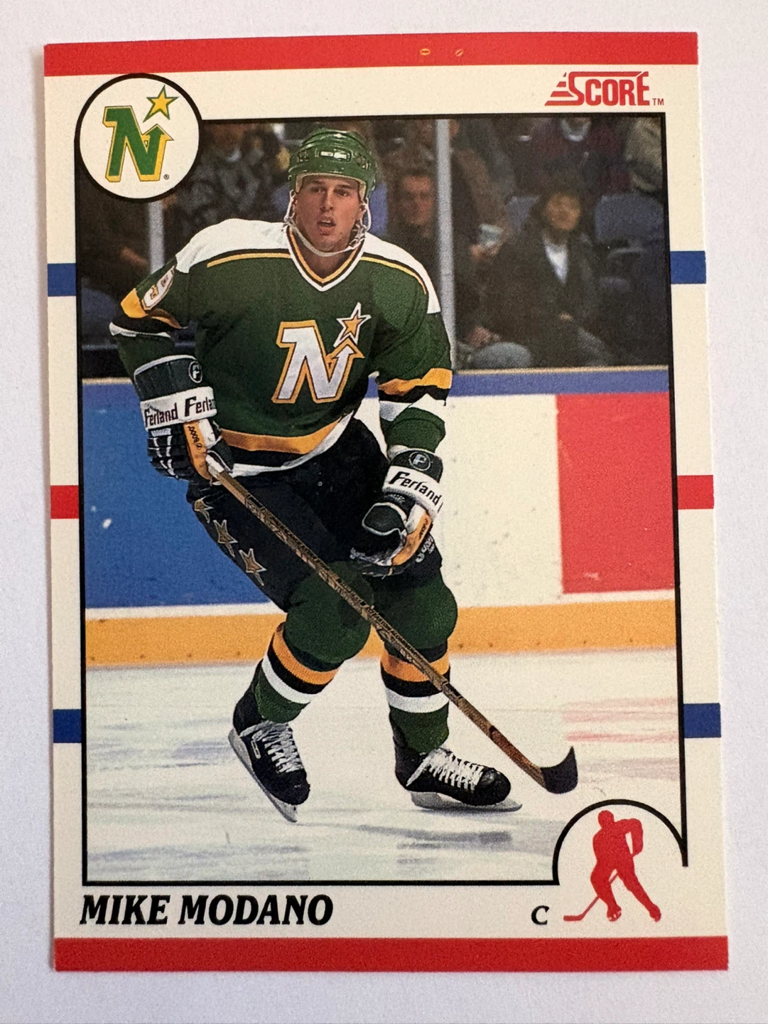 1990 Score Hockey Card Mike Modano #120